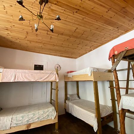 Shotgun Hostel & Guesthouse Vuno Екстериор снимка