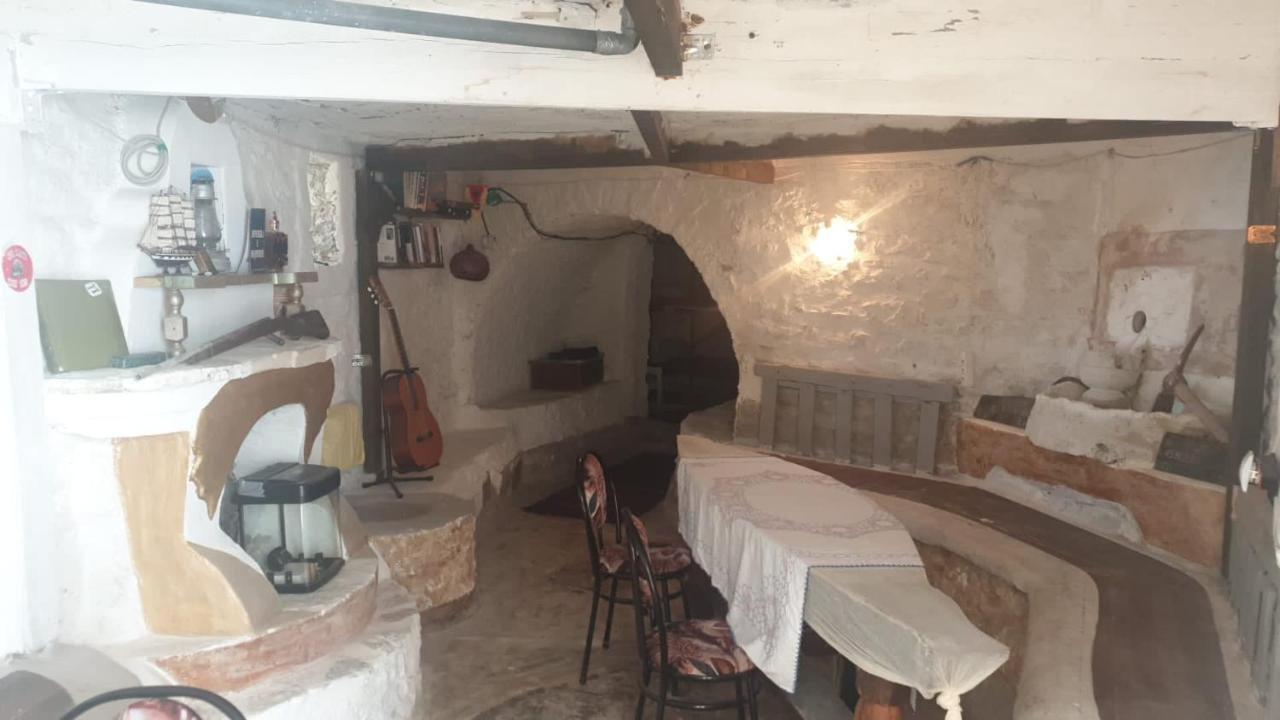 Shotgun Hostel & Guesthouse Vuno Екстериор снимка