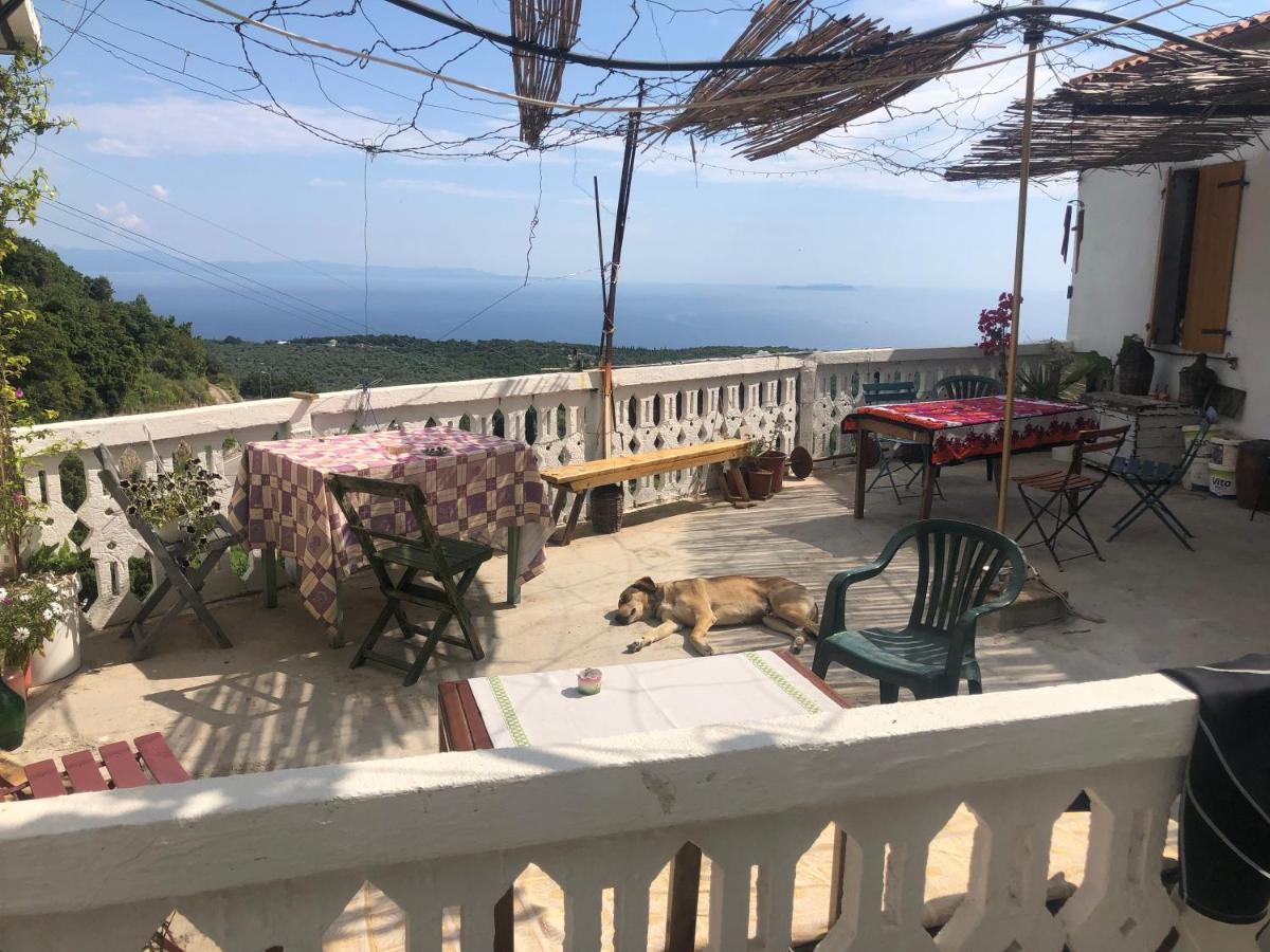 Shotgun Hostel & Guesthouse Vuno Екстериор снимка